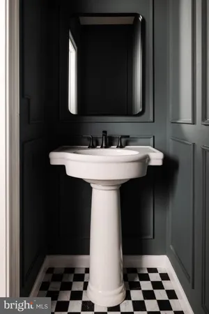 $2,750 | 200 South Broad Street, Unit 315, Philadelphia, PA 19102