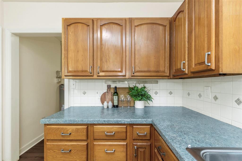 356 Ridge Road Southwest Largo, FL 33770 - Photo 12 of 30 Gallery Image 12