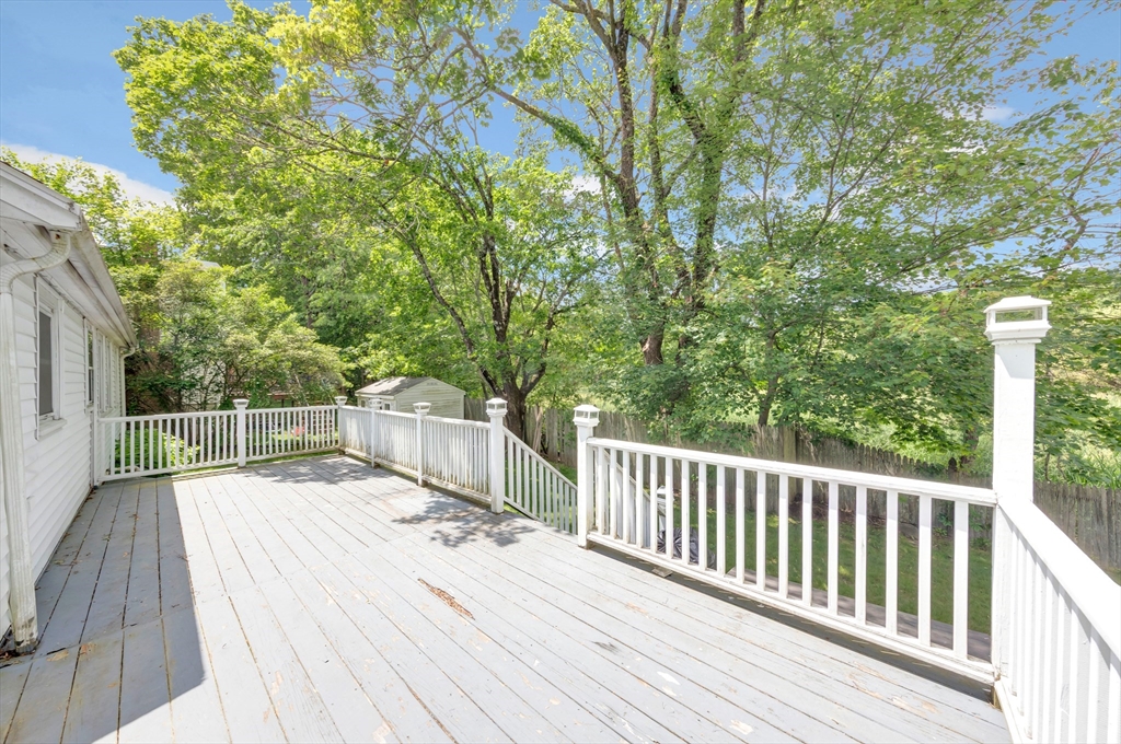 26 Reed Street Arlington, MA 02474 - Photo 9 of 39