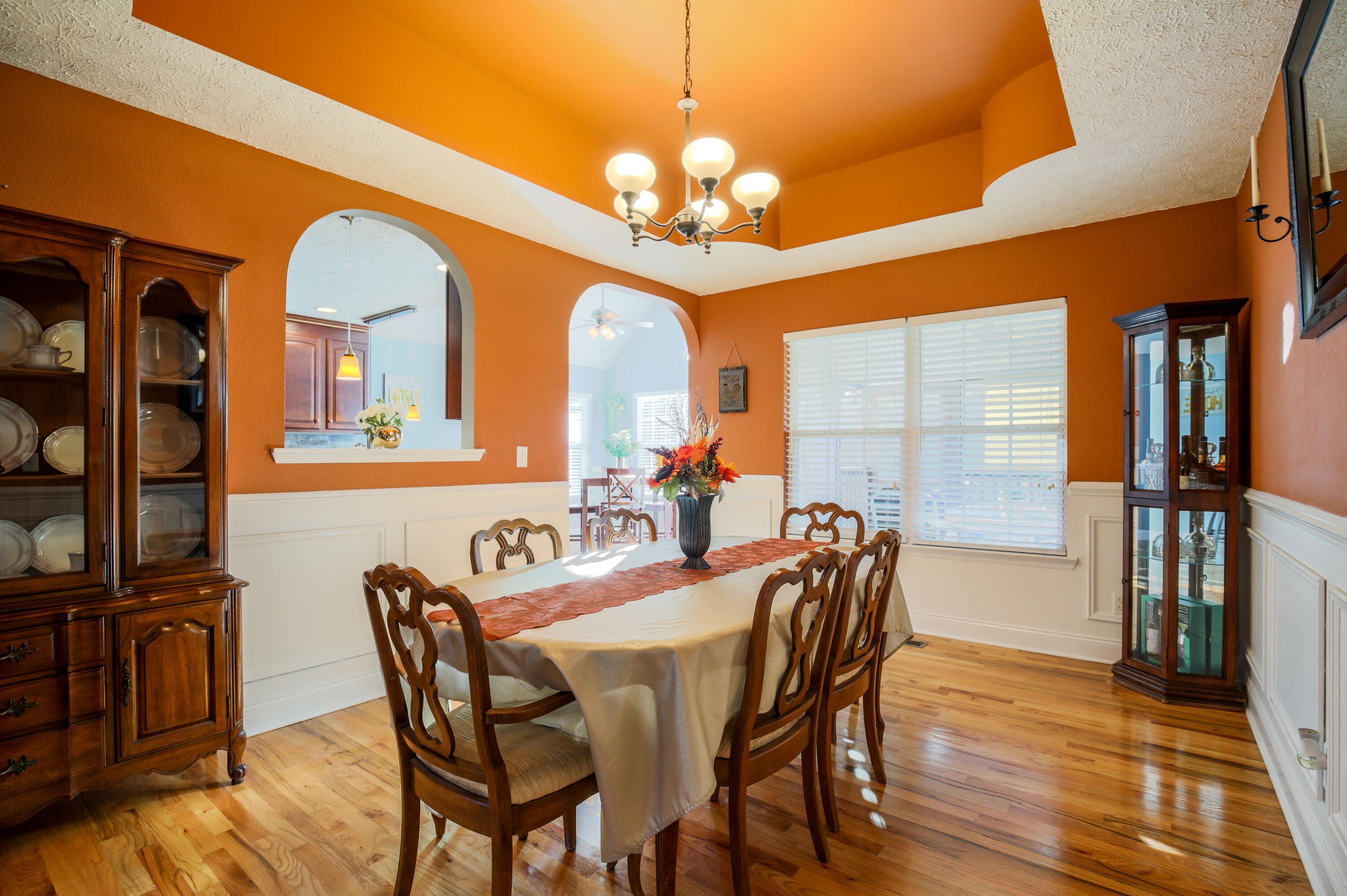 444 Deerfield Road Chickamauga, GA 30707 - Photo 19 of 98 Formal Diningroom w/ Specialty Ceiling