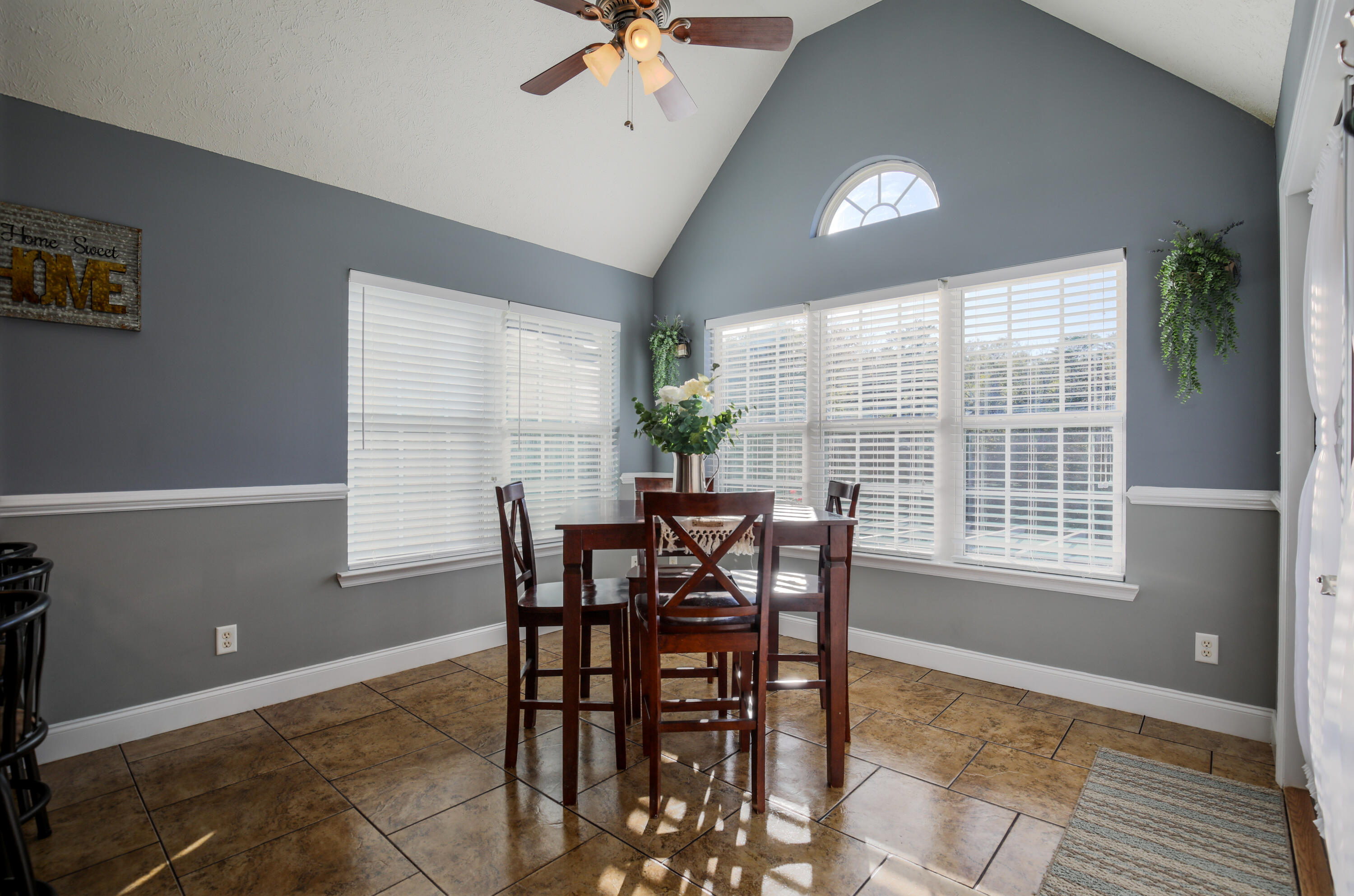 444 Deerfield Road Chickamauga, GA 30707 - Photo 20 of 98 Large Open Breakfast Nook