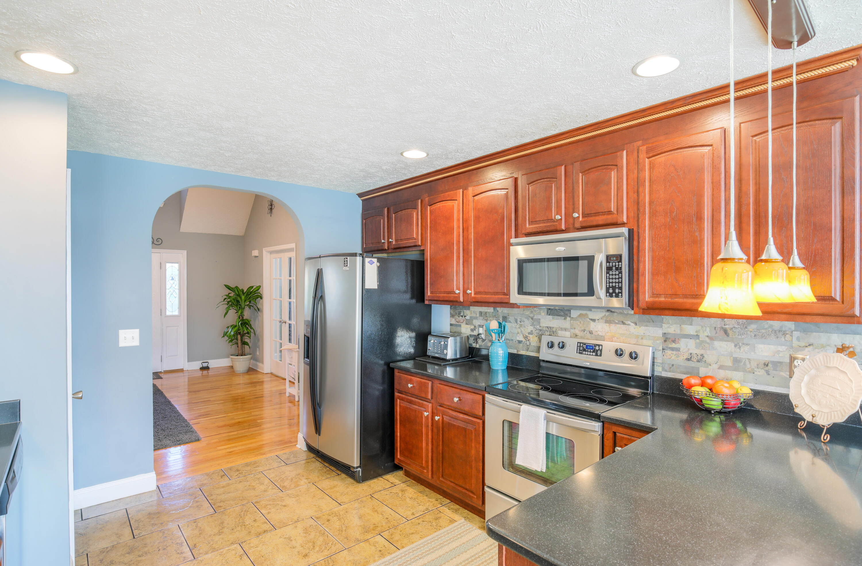 444 Deerfield Road Chickamauga, GA 30707 - Photo 23 of 98 Stainless Appliances & Backsplash