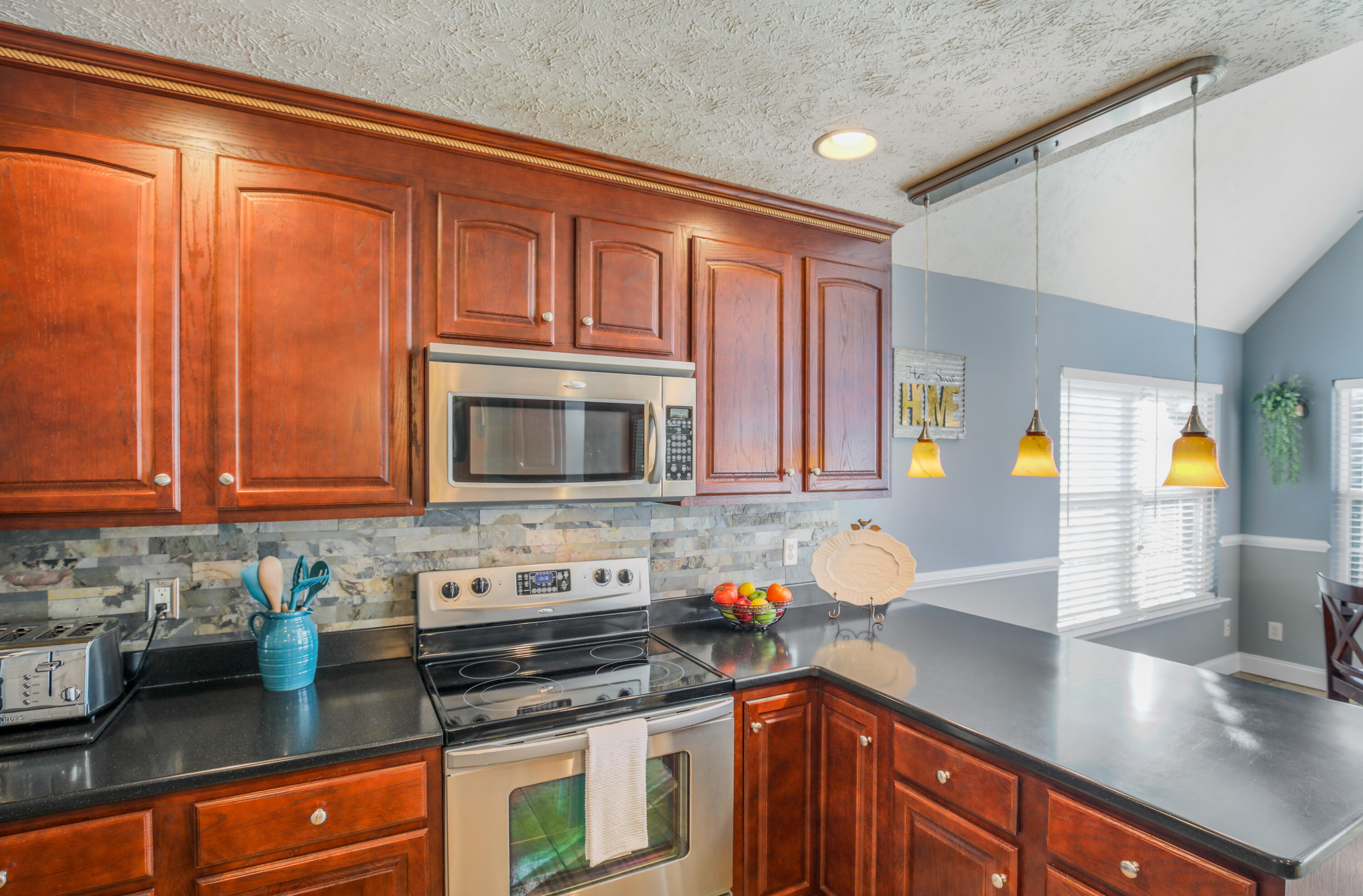 444 Deerfield Road Chickamauga, GA 30707 - Photo 28 of 98 Stainless Appliances & Backsplash