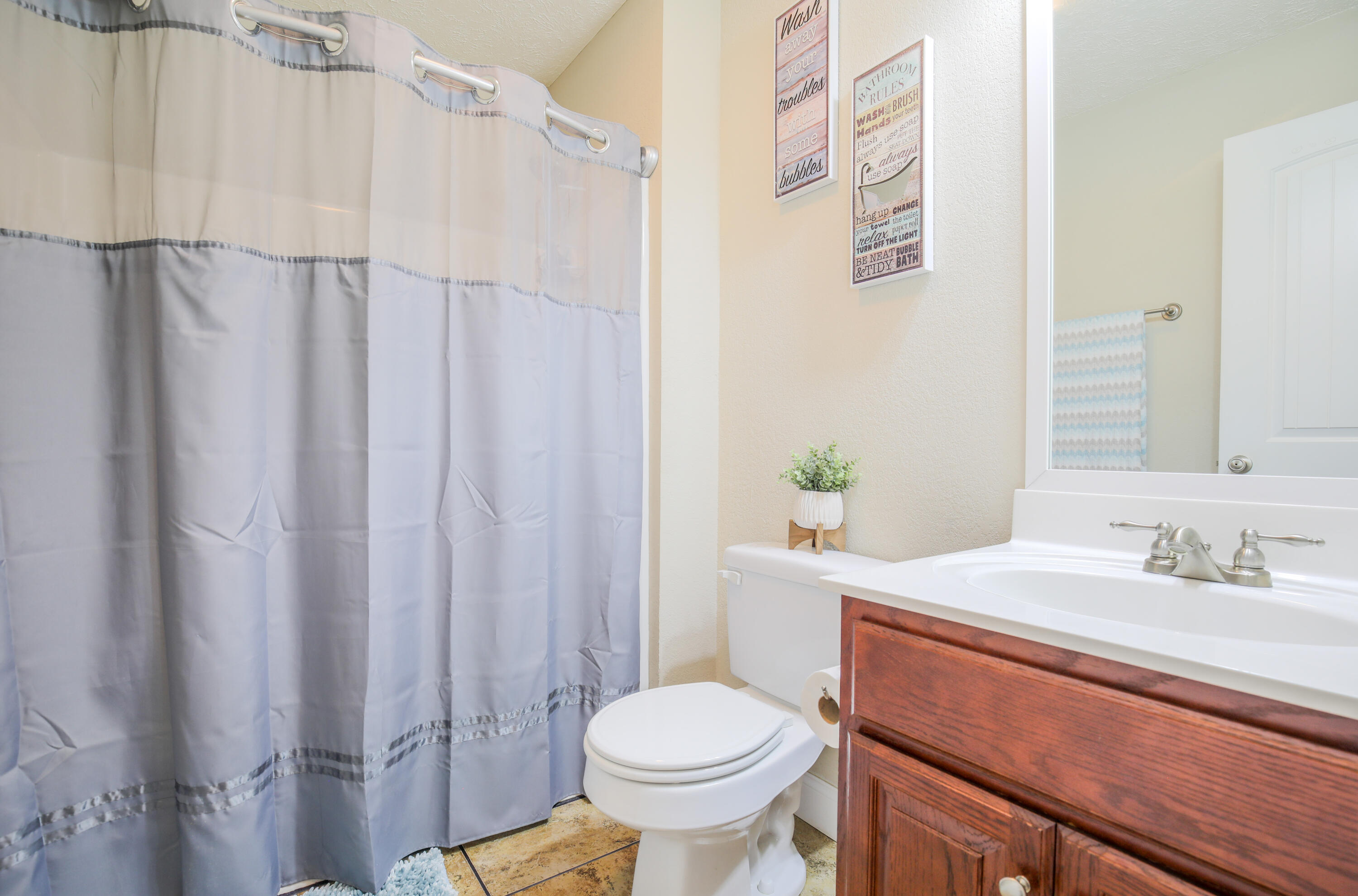 444 Deerfield Road Chickamauga, GA 30707 - Photo 38 of 98 Full Bath w/ Tub/Shower Combo