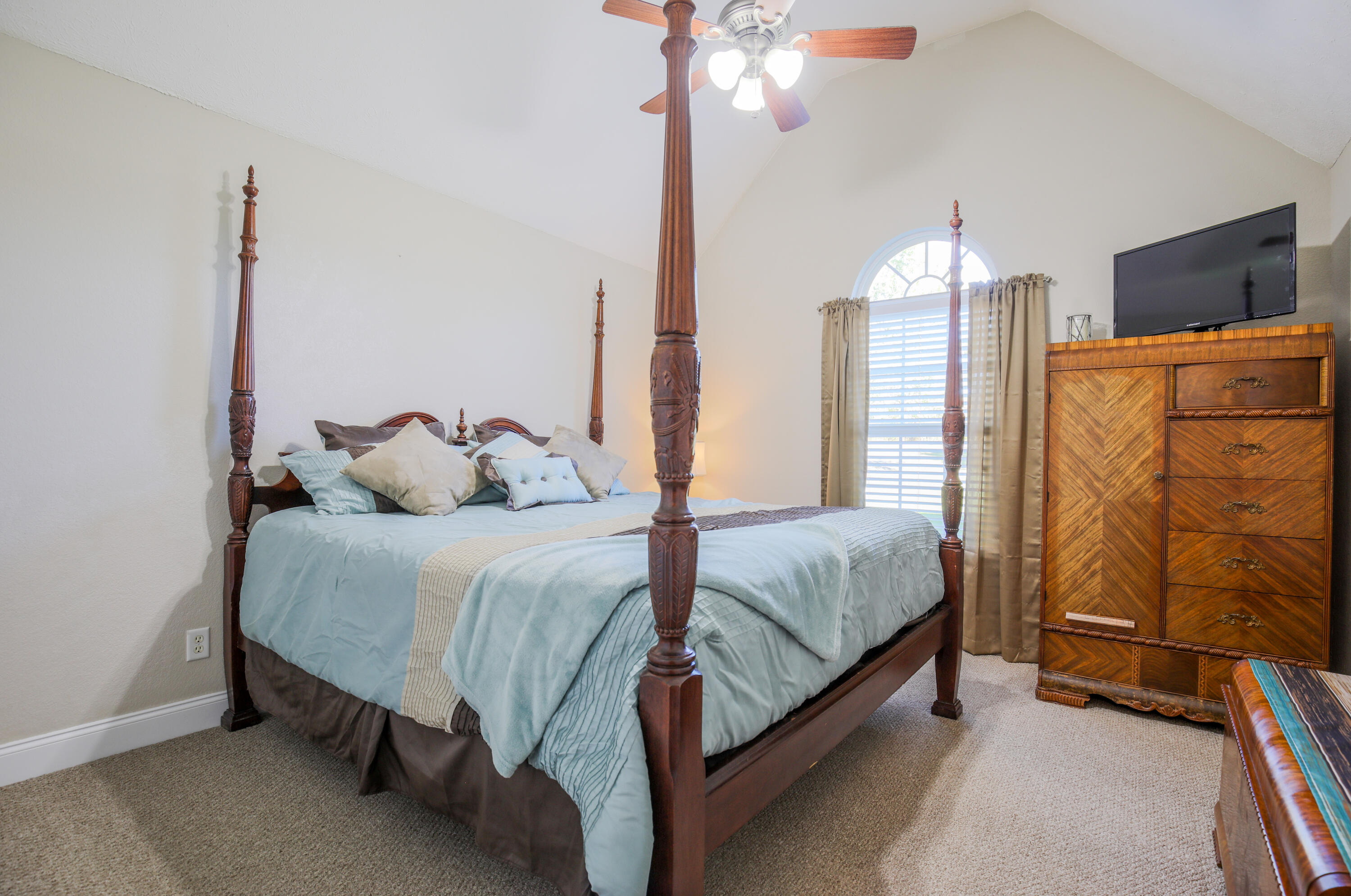 444 Deerfield Road Chickamauga, GA 30707 - Photo 39 of 98 Bedroom 3 w/ Cathedral Ceilings