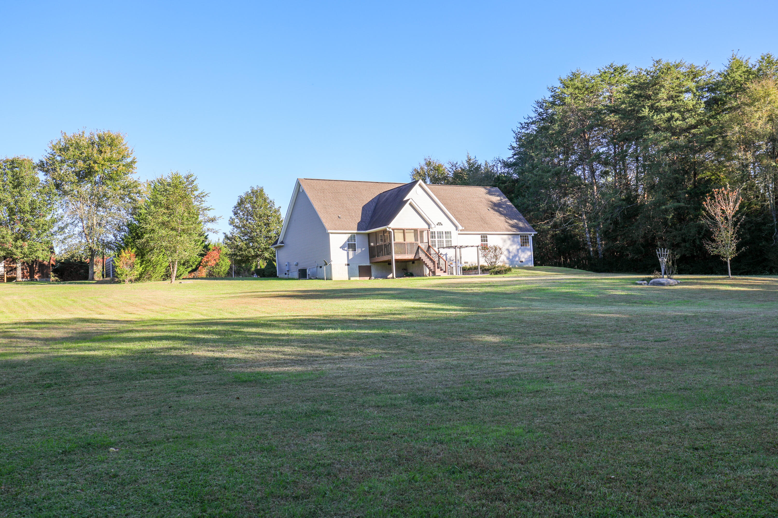 444 Deerfield Road Chickamauga, GA 30707 - Photo 83 of 98 Large Level Backyard