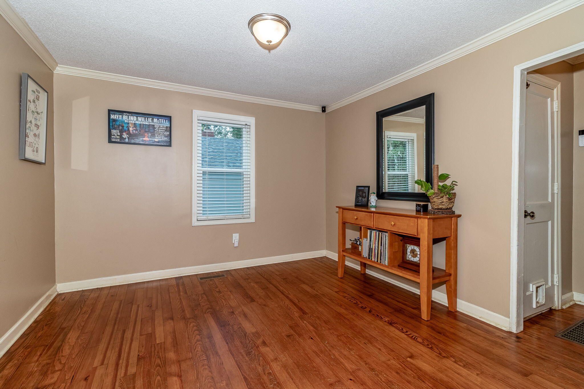 542 Hickman Road Augusta, GA 30904 - Photo 8 of 45 11-web-or-mls-542 HICKMAN RD ©-1108