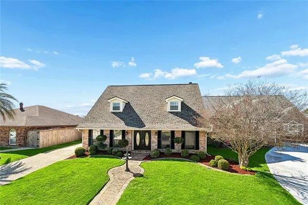 $335,000 | 120 Columbia Place, Slidell, LA 70458
