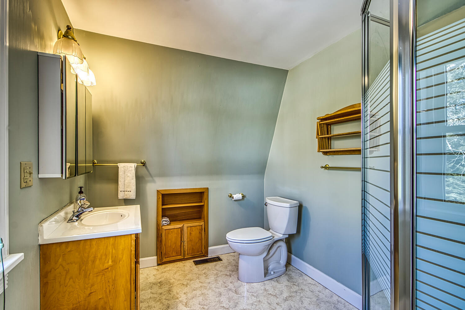 181 Rope Ferry Road Sedgwick, ME 04676 - Photo 36 of 43 Guest house bath