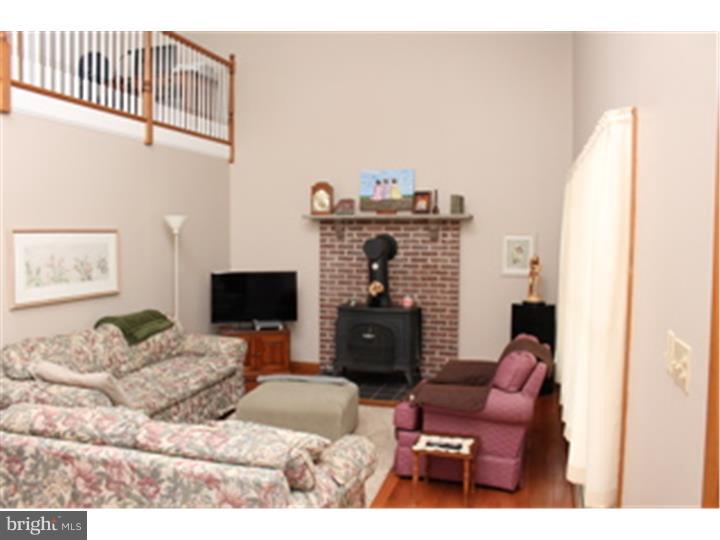 1565 Kumry Road Quakertown, PA 18951 - Photo 7 of 14 Living Room