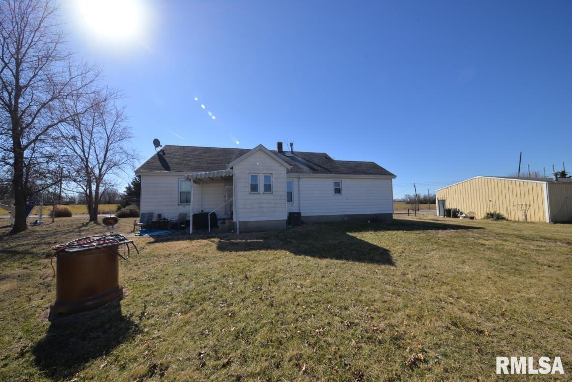 10616 East Freesia Road Mount Vernon, IL 62864 - Photo 11 of 27 Gallery Image 11