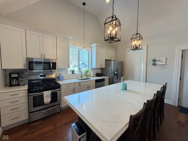 $269,000 | 1015 3rd Street, Covington, IN 47932