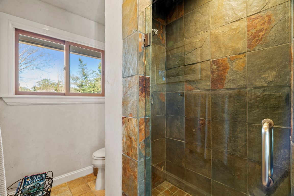 2910 Fall Creek Road Spicewood, TX 78669 - Photo 23 of 39