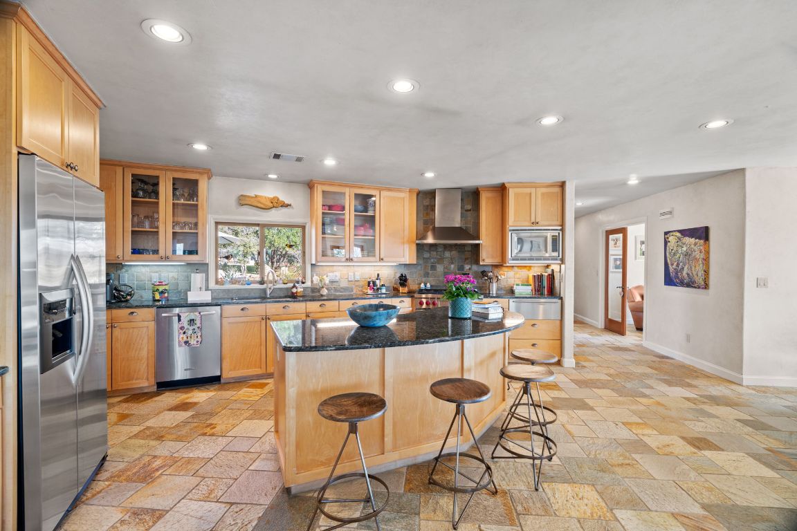 2910 Fall Creek Road Spicewood, TX 78669 - Photo 7 of 39