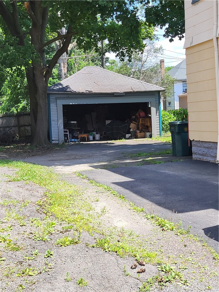 586 Thurston Road Rochester, NY 14619 - Photo 14 of 14