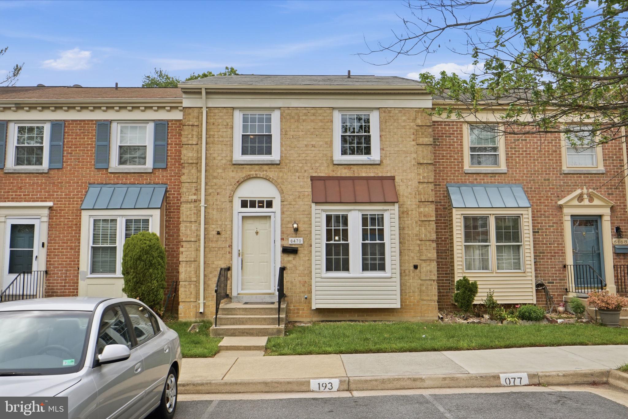 6470 Franconia Court Springfield, VA 22150 - Photo 30 of 31 a view of a brick building with a yard