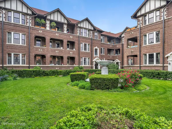$319,900 | 2118 West North Avenue, Unit G, Chicago, IL 60647