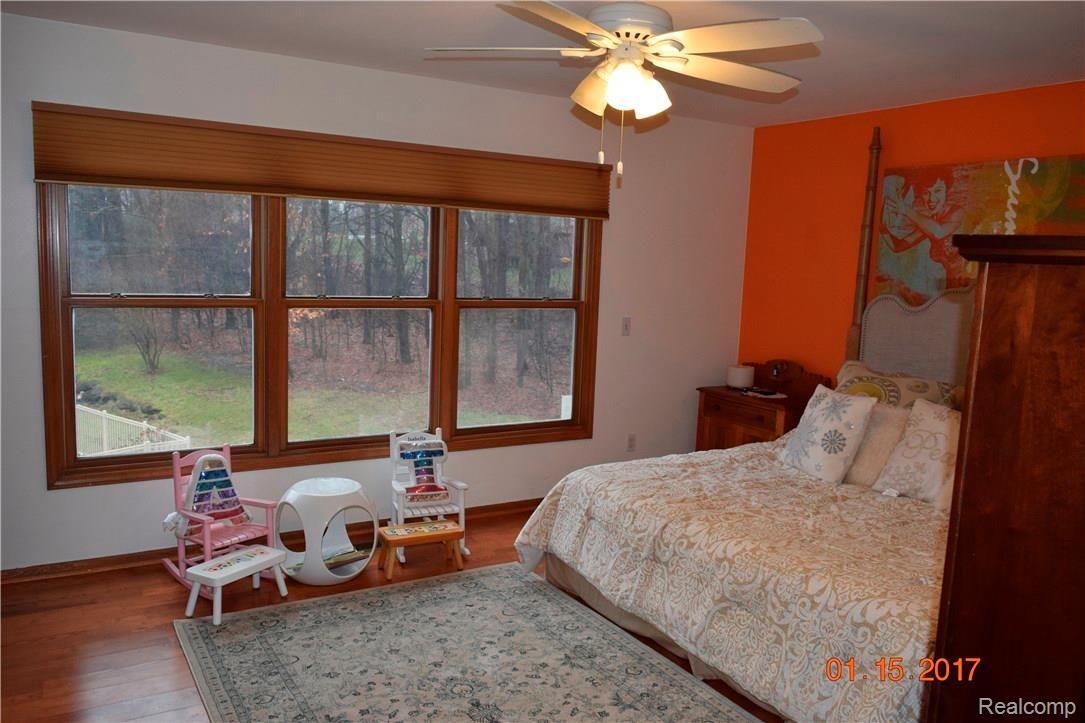 8708 Clement Road Clarkston, MI 48346 - Photo 10 of 27 _DSC0005 - Copy.JPG