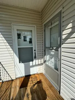 $1,500 | 539 North Elm Avenue, Webster Groves, MO 63119