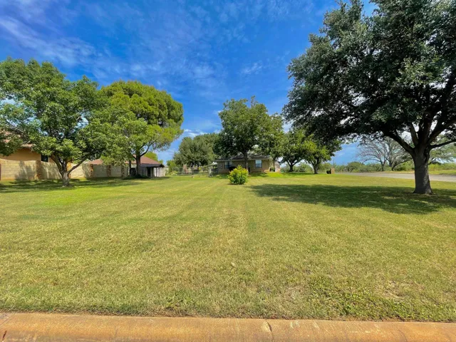 $375,000 | 1801 Hickory Street, Llano, TX 78643