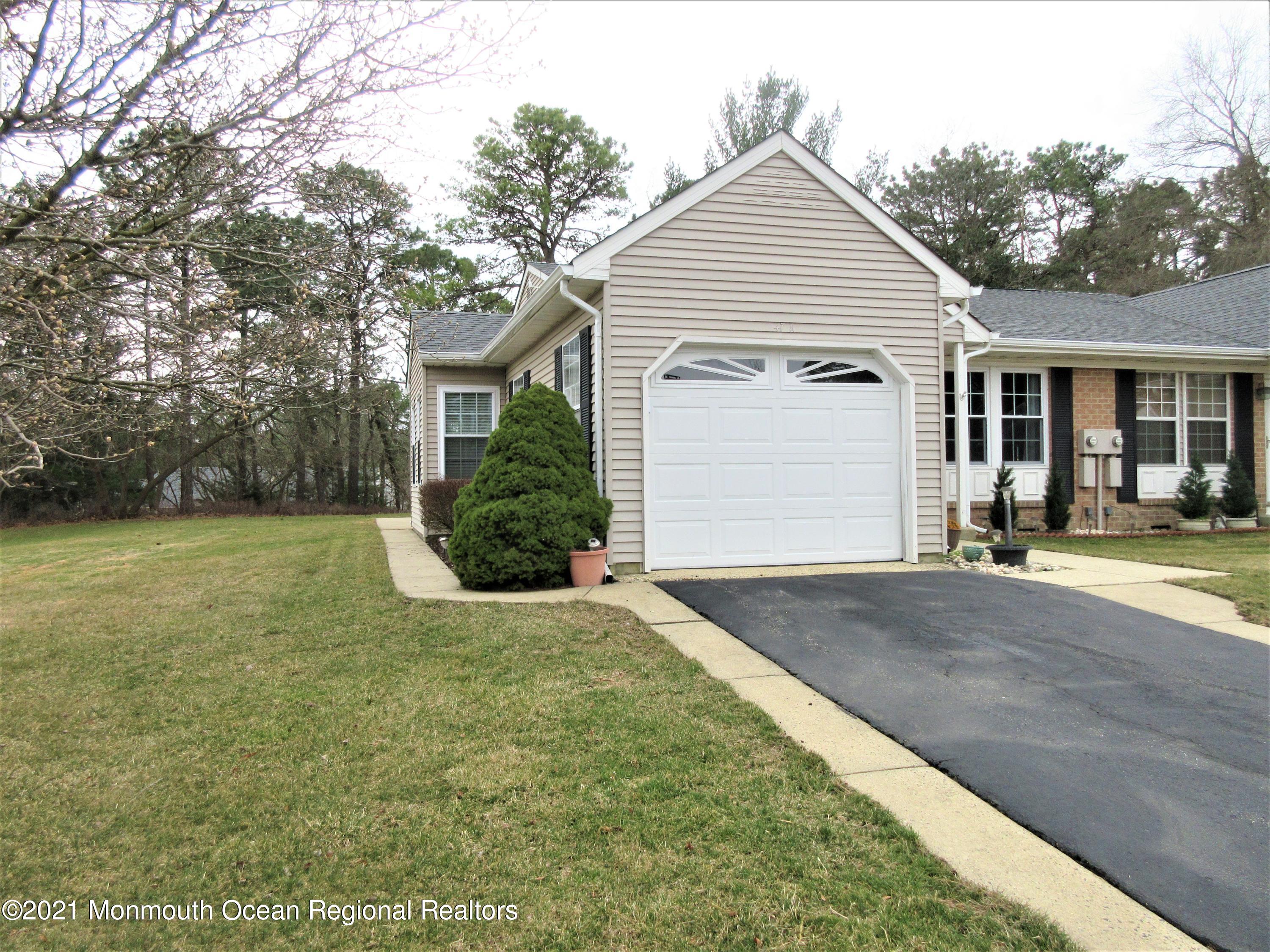 47 A Medford Road Whiting, NJ 08759 - Photo 2 of 17 IMG_1127