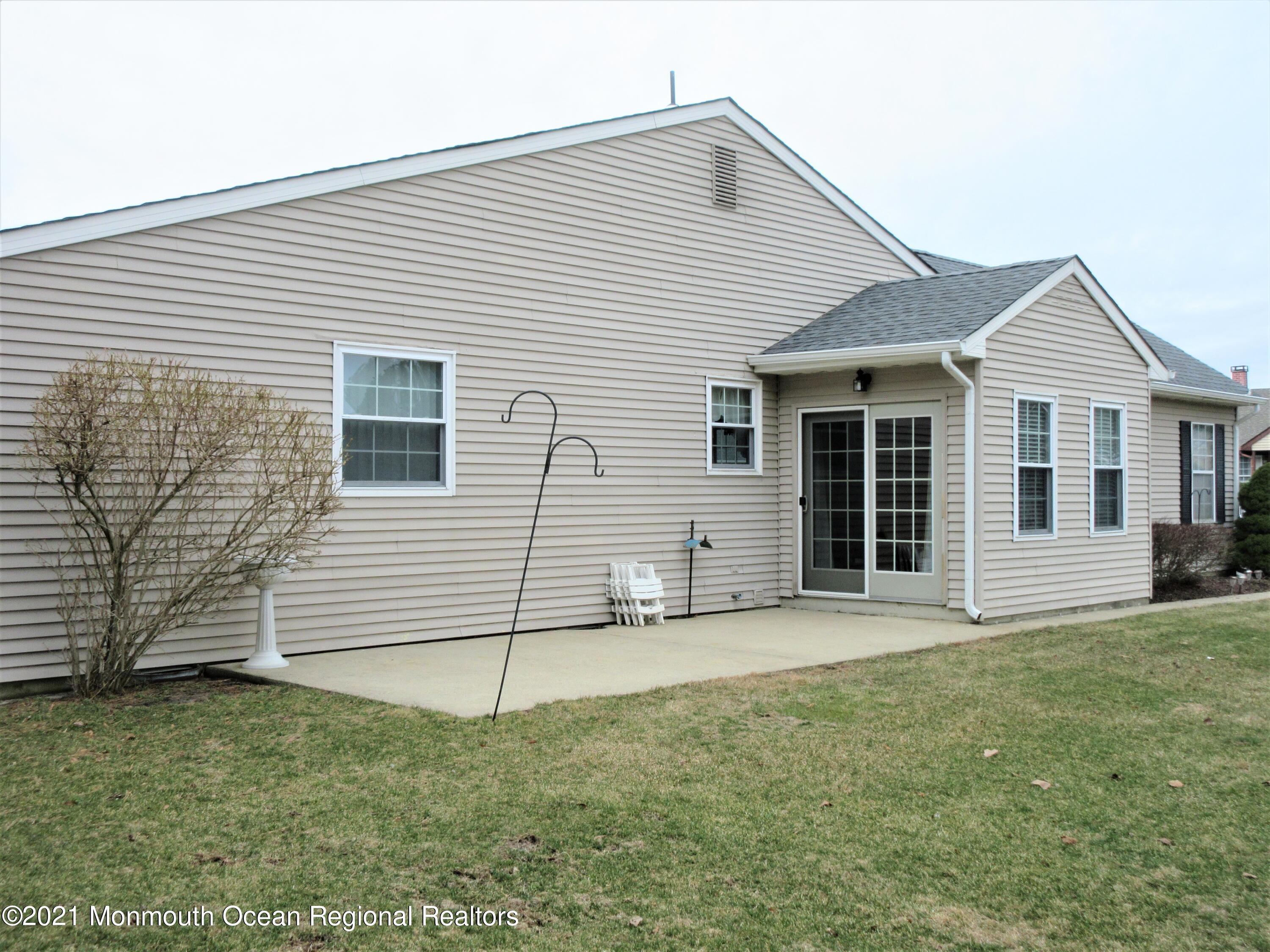 47 A Medford Road Whiting, NJ 08759 - Photo 5 of 17 IMG_1131