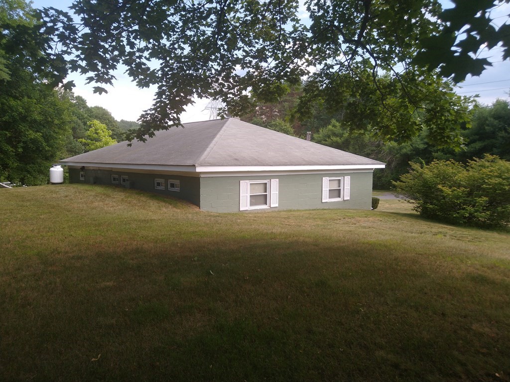91 Greenwich Road Ware, MA 01082 - Photo 23 of 25