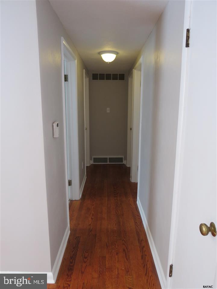 2301 Derry Road York, PA 17408 - Photo 12 of 34