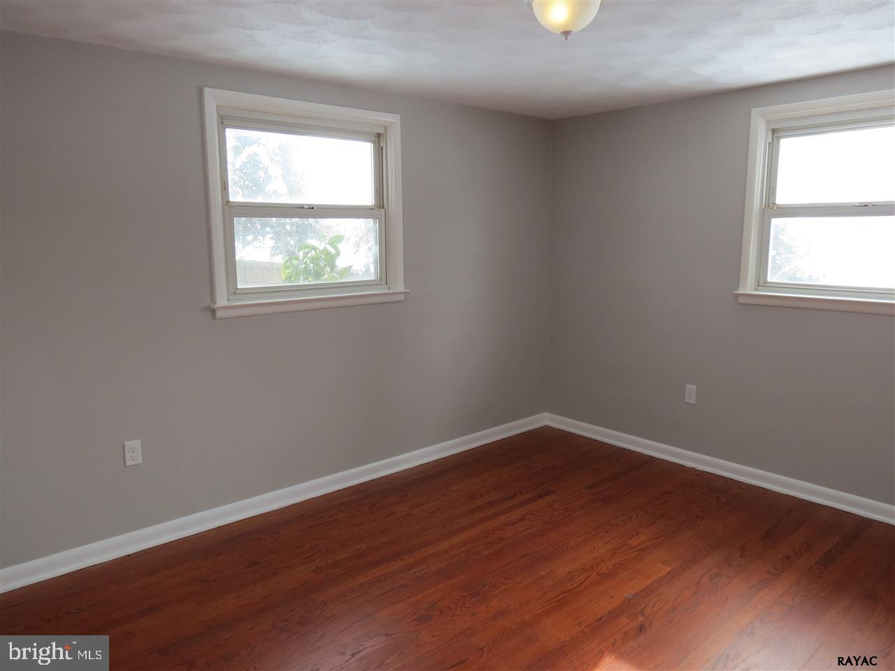 2301 Derry Road York, PA 17408 - Photo 18 of 34