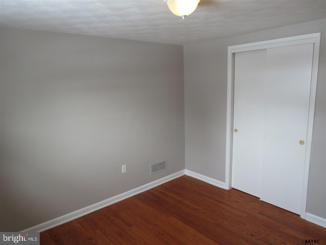 2301 Derry Road York, PA 17408 - Photo 21 of 34