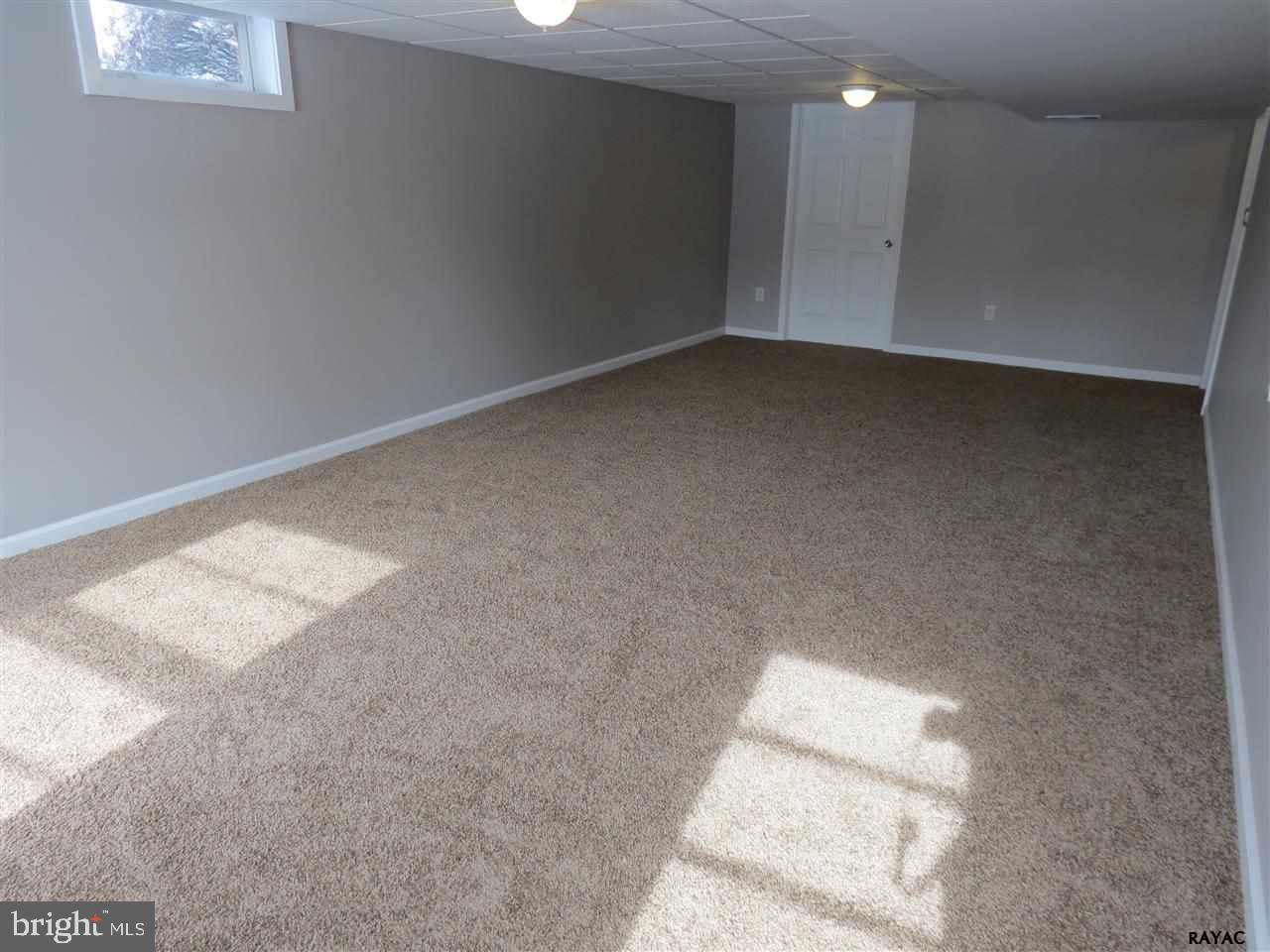 2301 Derry Road York, PA 17408 - Photo 25 of 34
