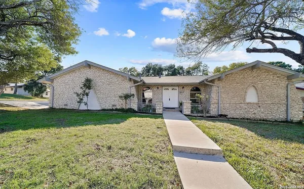 $2,450 | 6302 Handsome Lake Drive, San Antonio, TX 78238