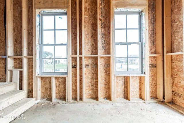 $199,000 | 905 Broyles Lane, Unit 401, Youngsville, LA 70592