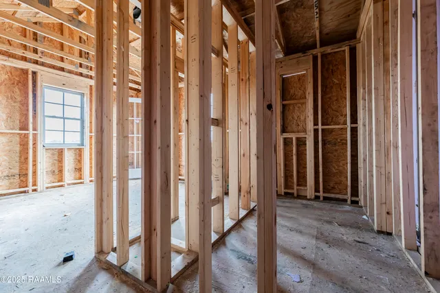 $199,000 | 905 Broyles Lane, Unit 401, Youngsville, LA 70592