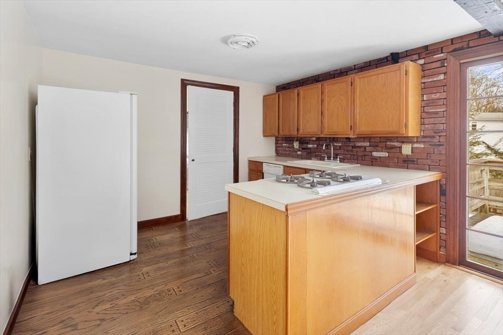 110 Kimball Road Dedham, MA 02026 - Photo 11 of 33 Gallery Image 11