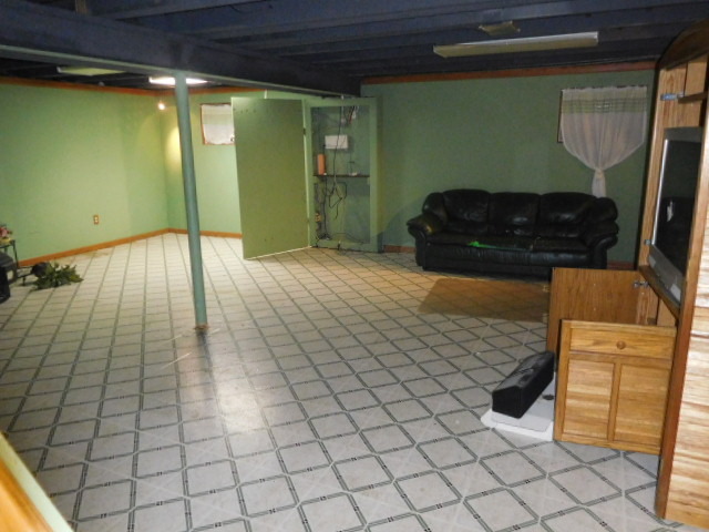 450 Rothbury Drive Bolingbrook, IL 60440 - Photo 12 of 15 a view of empty room