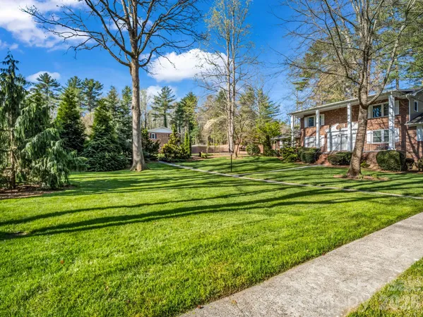 $249,900 | 101 Boyd Drive, Unit 2A, Flat Rock, NC 28731