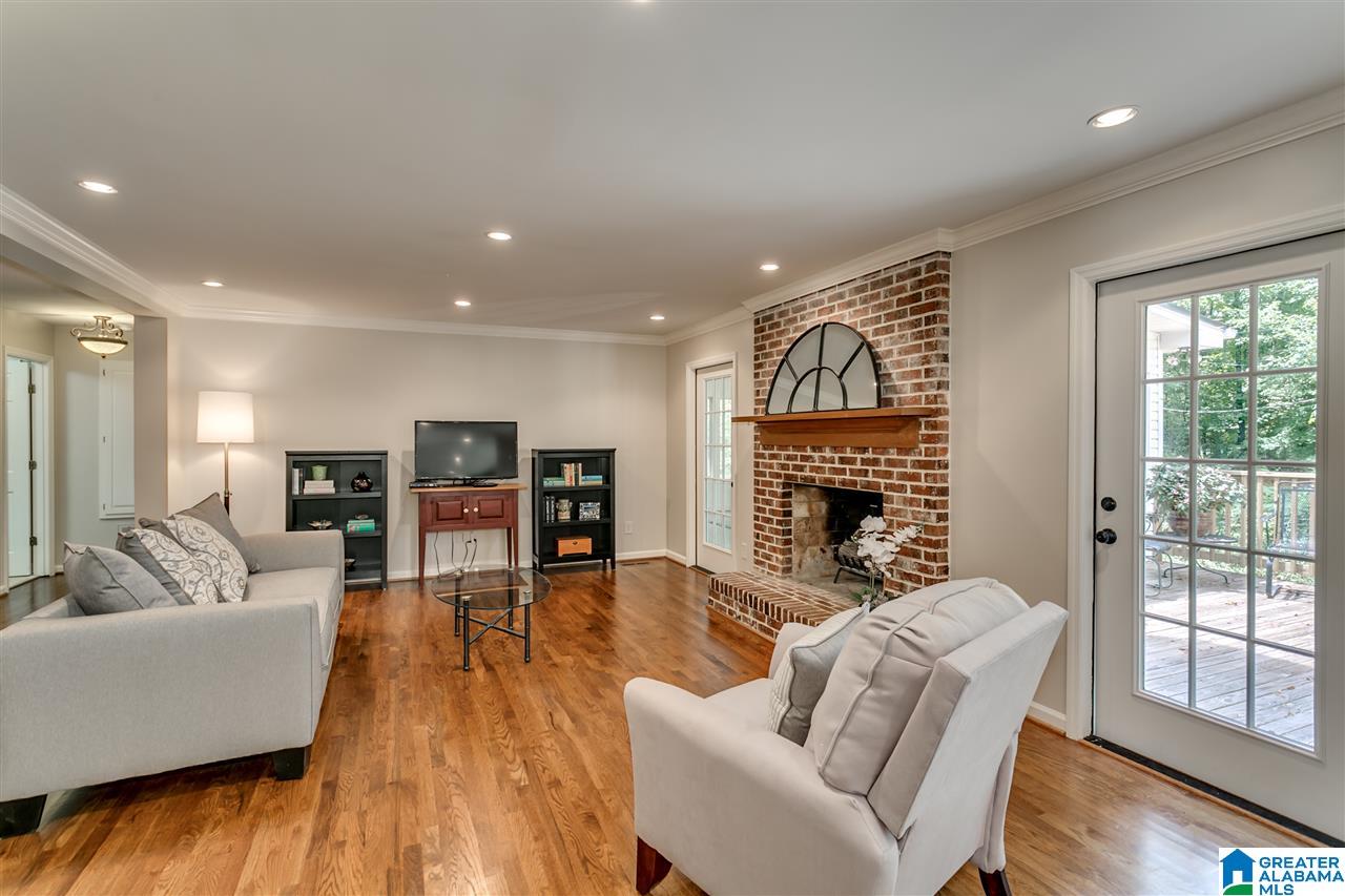 2322 Hunters Cove Birmingham, AL 35216 - Photo 9 of 44