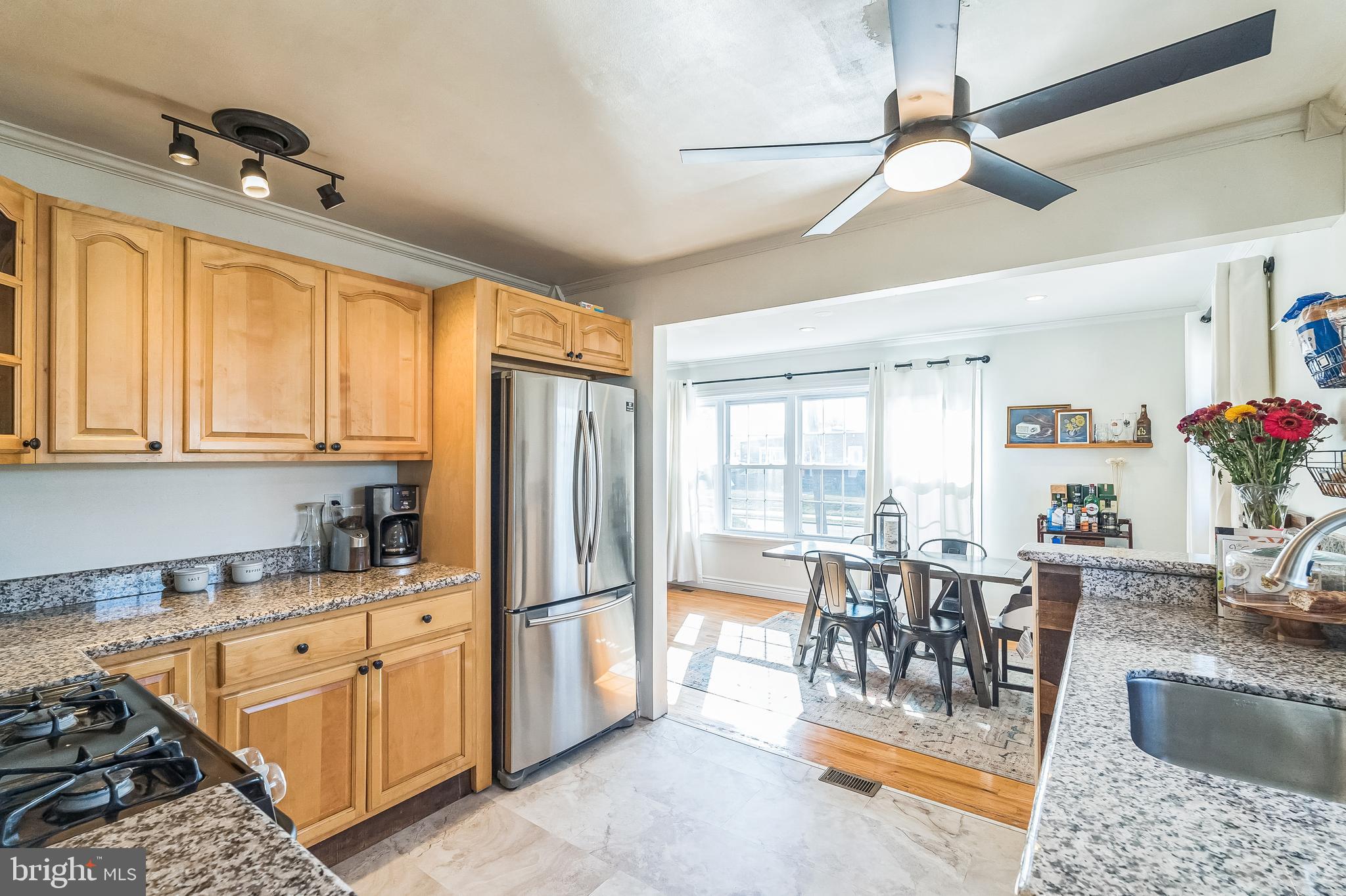 1033 Surrey Road Philadelphia, PA 19115 - Photo 14 of 41