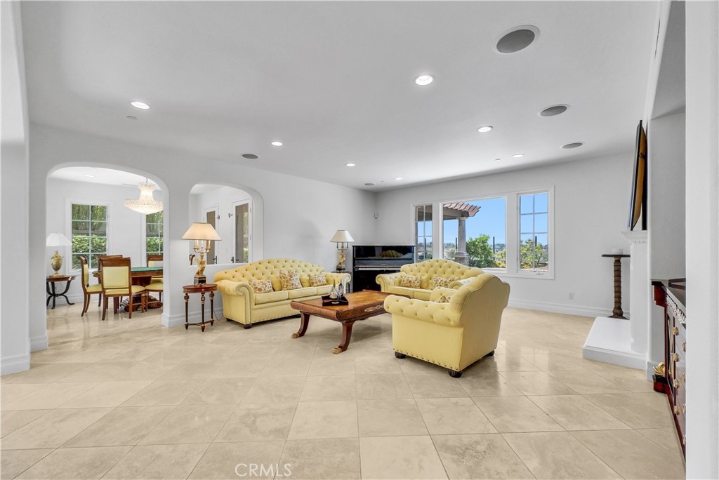 25 Village Way Irvine, CA 92603 - Photo 15 of 53