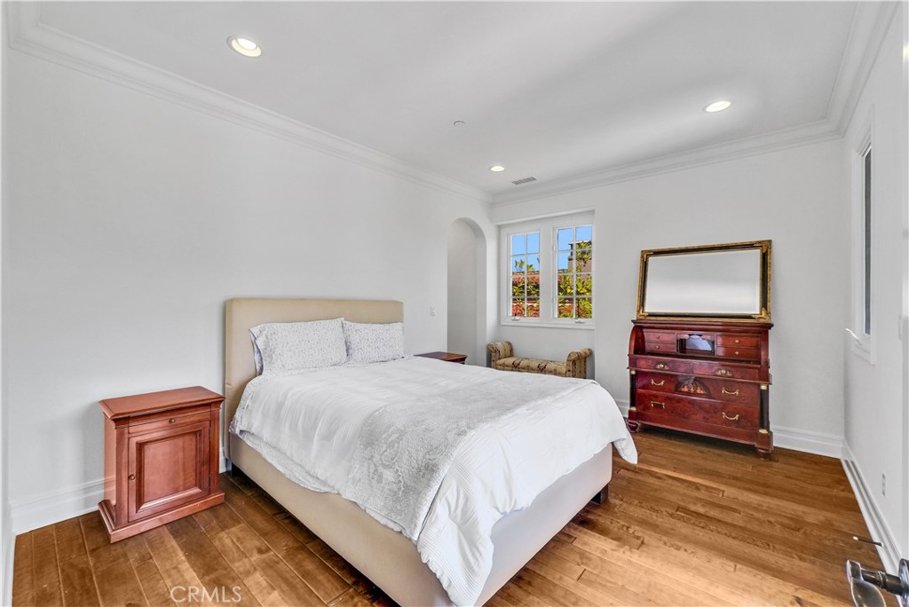 25 Village Way Irvine, CA 92603 - Photo 29 of 53