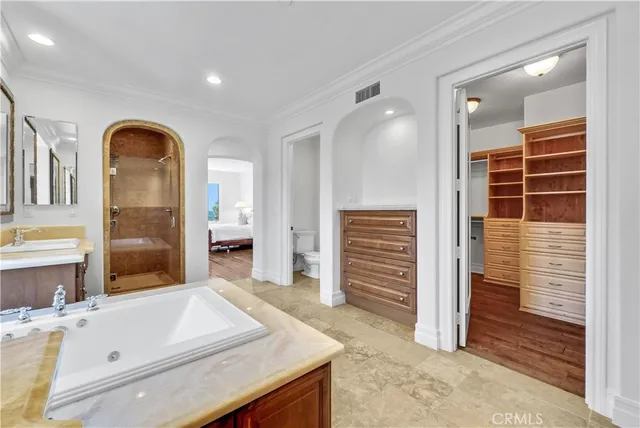 $6,988,000 | 25 Village Way, Irvine, CA 92603