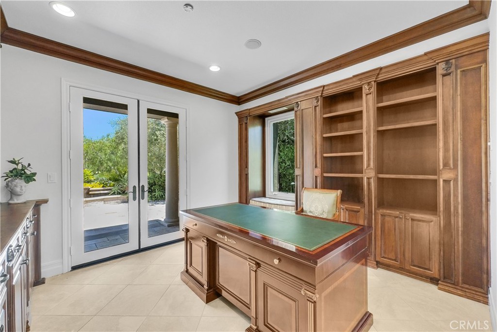 25 Village Way Irvine, CA 92603 - Photo 9 of 53