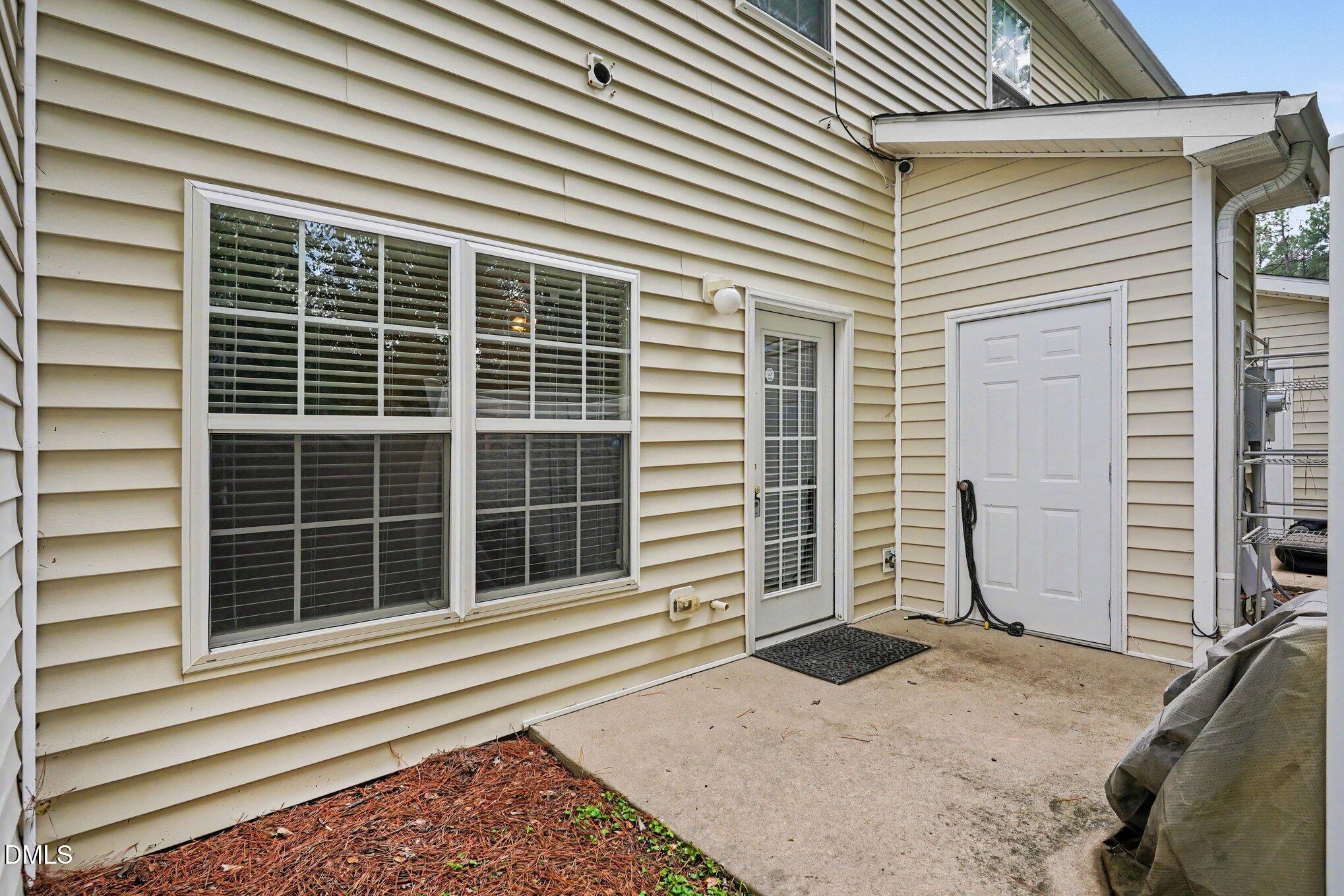 1720 Talon Ridge Way Raleigh, NC 27610 - Photo 12 of 16 019_file_6454
