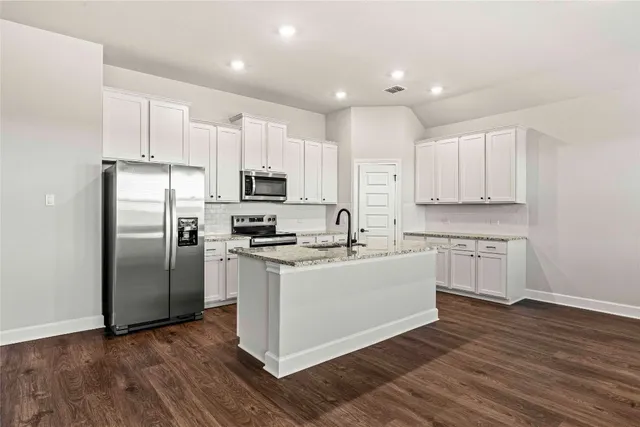 $490,900 | 405 West Luna Blue Lane, Jarrell, TX 76537