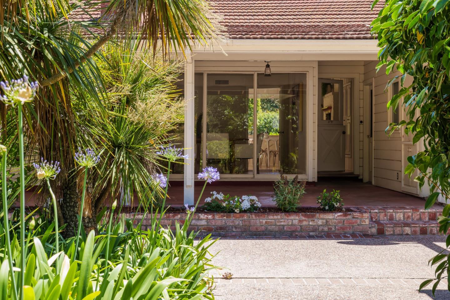 153 Toyon Road Atherton, CA 94027 - Photo 21 of 26 Gallery Image 21