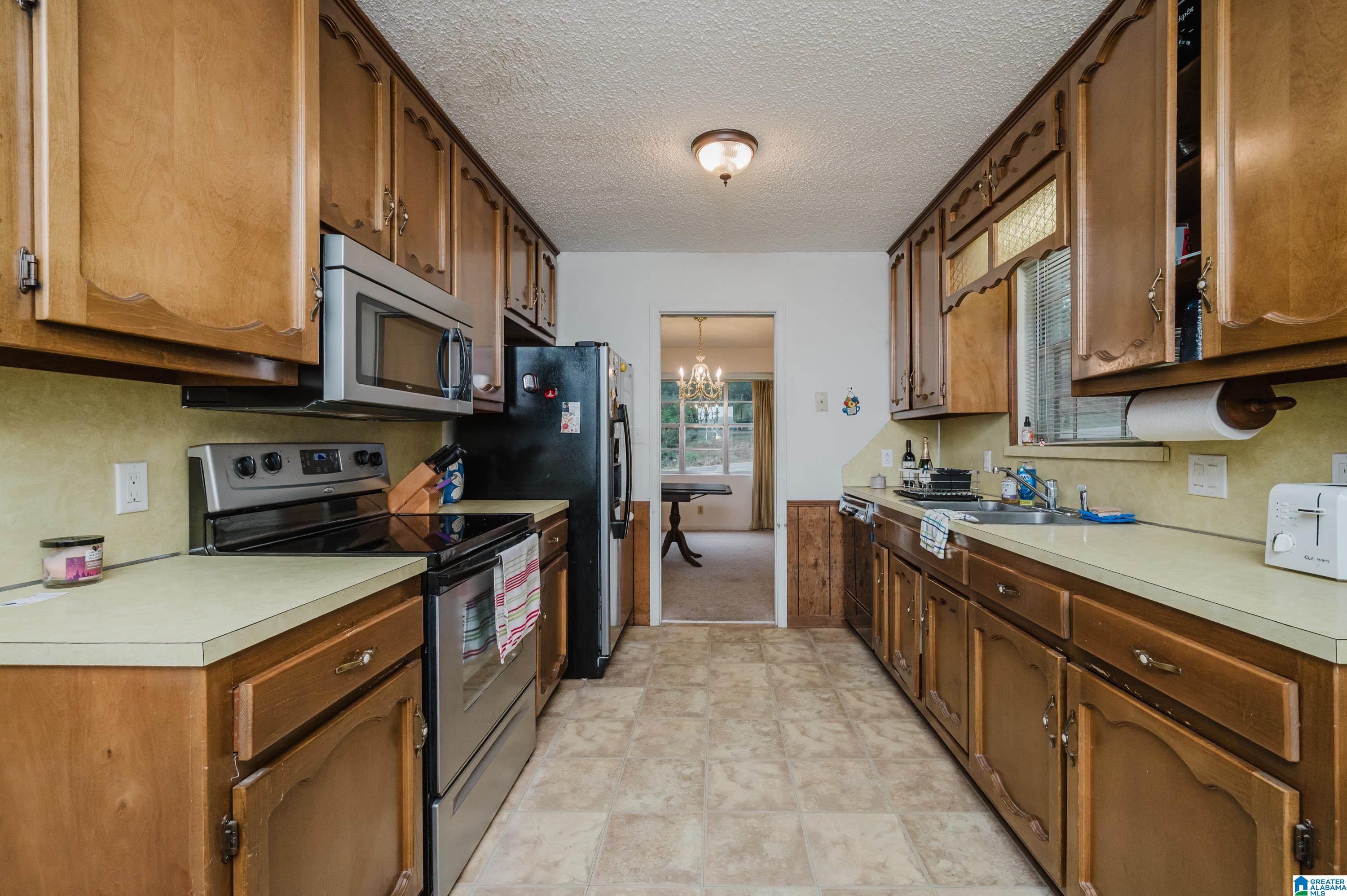 186 Forest Road Bessemer, AL 35023 - Photo 20 of 54