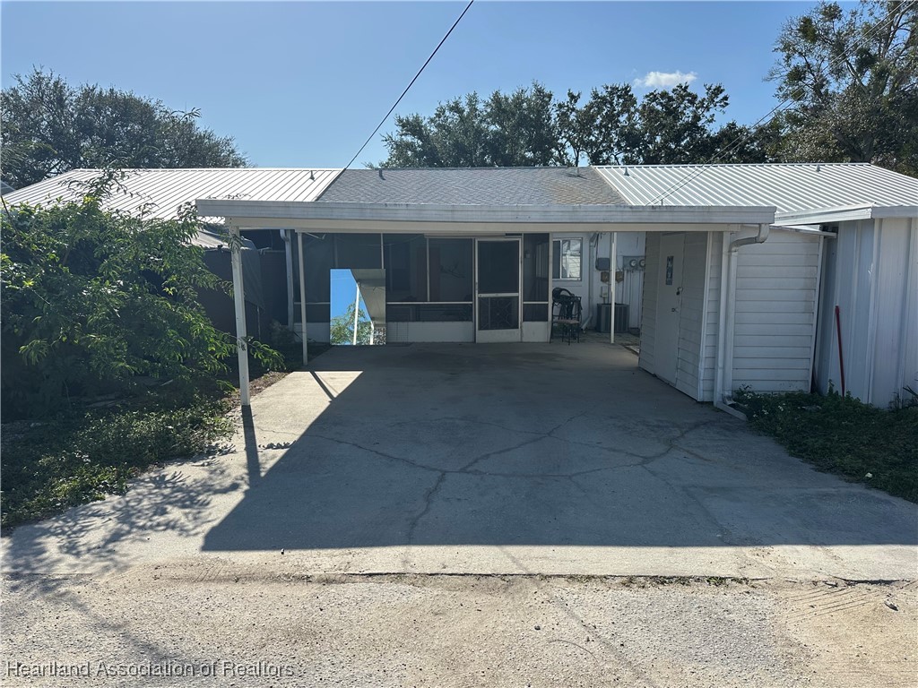 3010 Spinks Road Sebring, FL 33870 - Photo 15 of 18 Gallery Image 15
