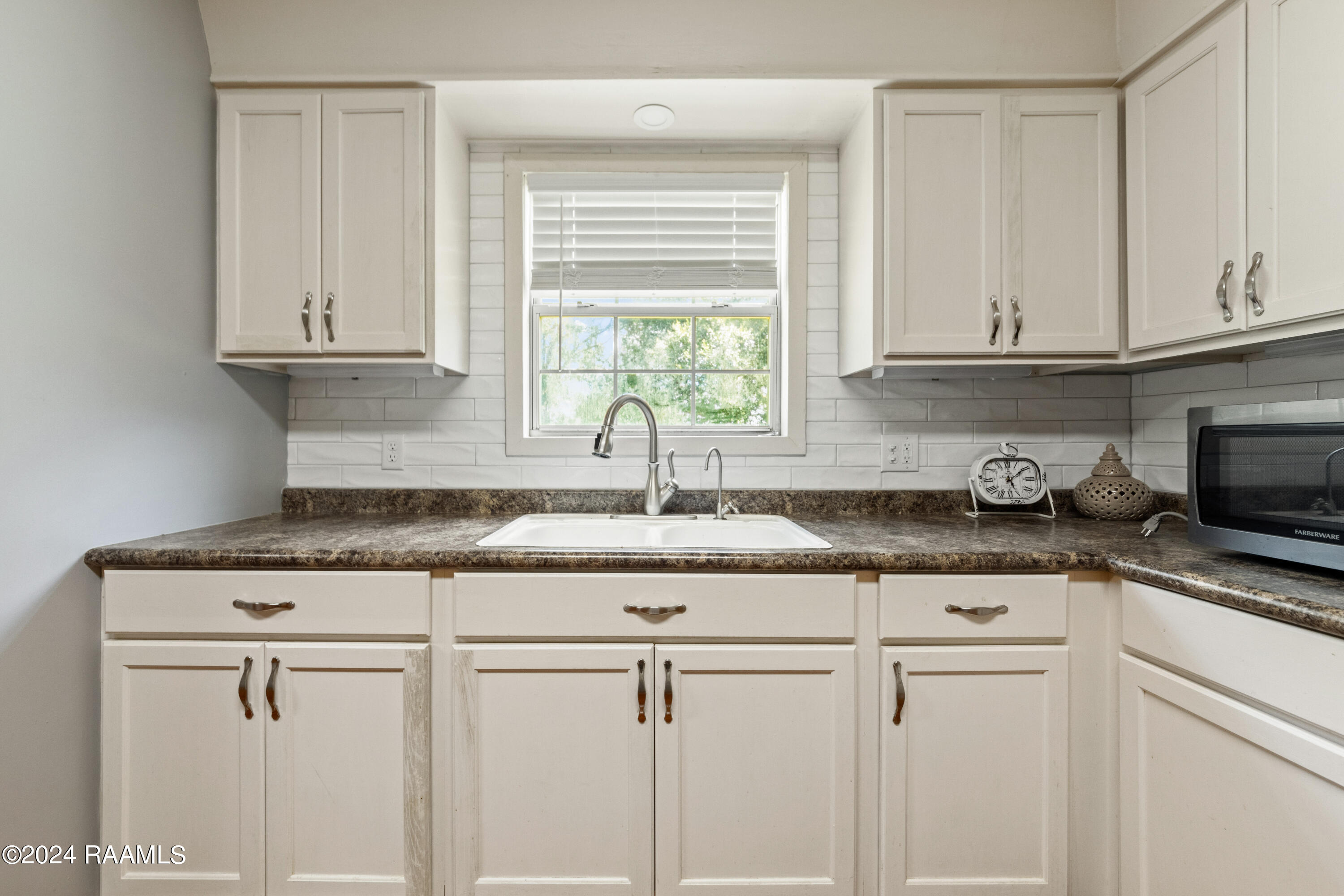 5001 Rutten Rill Road Jeanerette, LA 70544 - Photo 7 of 15 5001Rutten-34