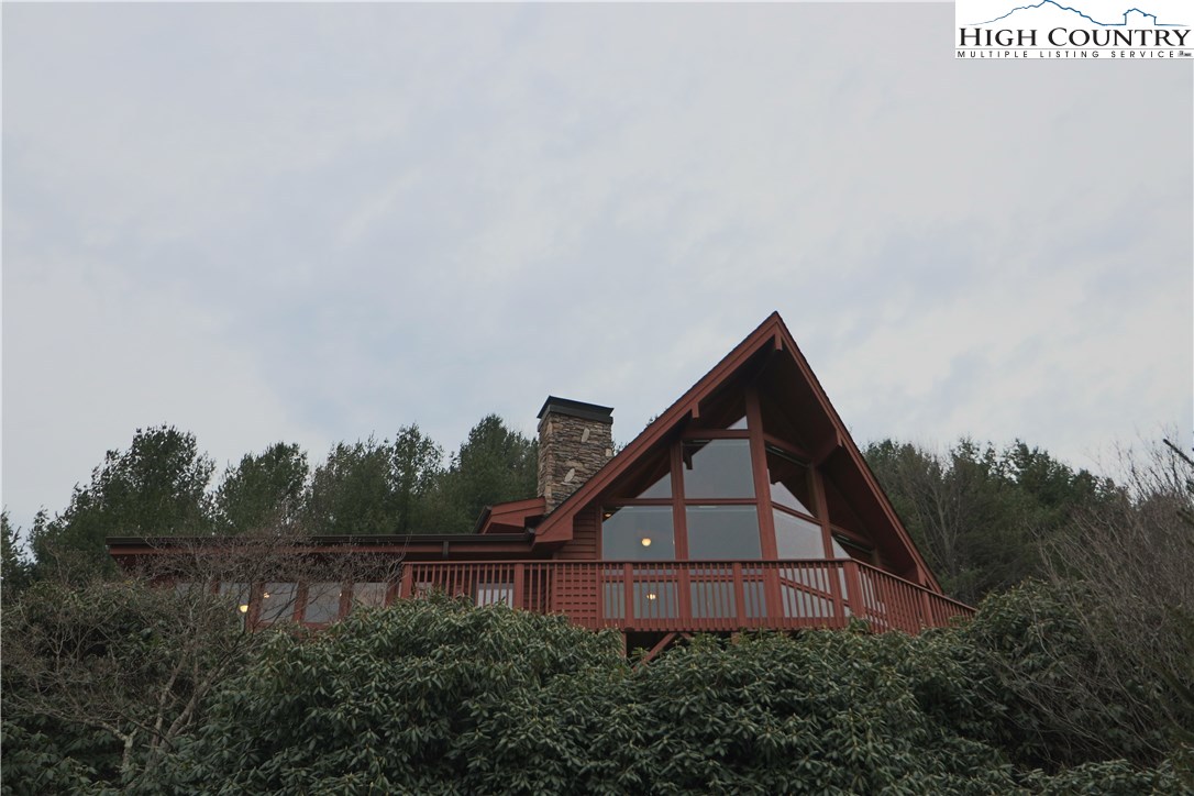 155 Ironweed Road Sugar Grove, NC 28679 - Photo 6 of 29 Gallery Image 6